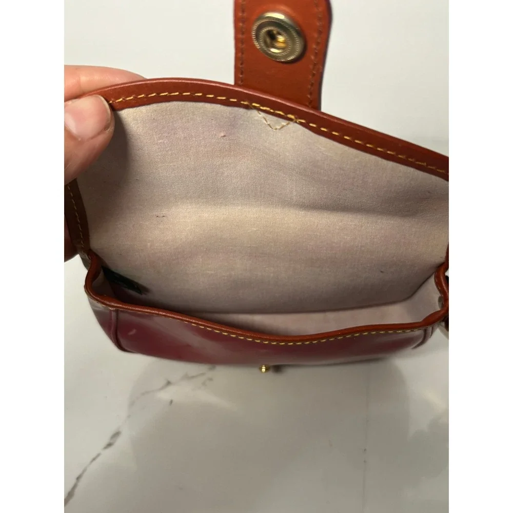 Dooney & Bourke Red Patent Leather Wristlet‎ Tan Trim Duck Charm Clutch Bag